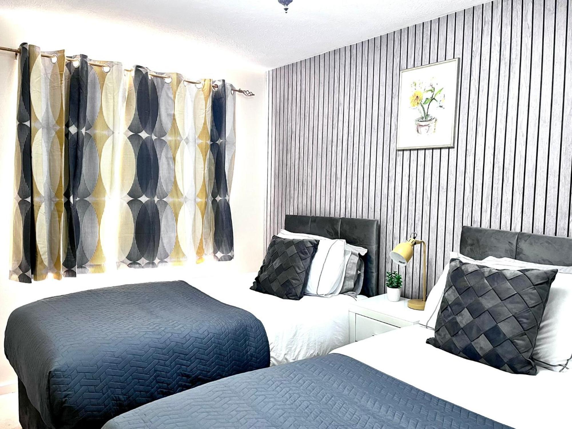 Lush House Close To Ashford Town Centre With Driveway Luaran gambar