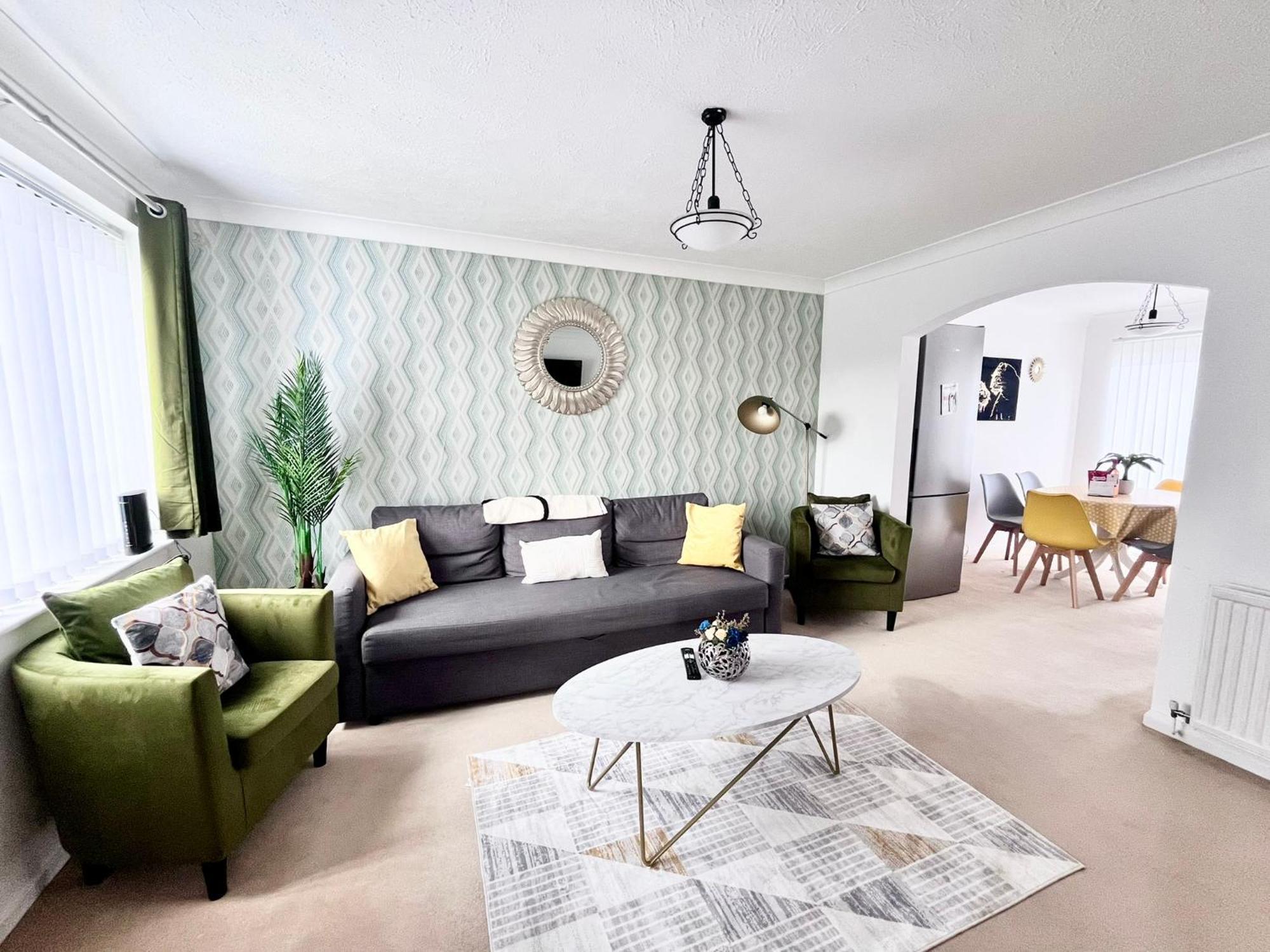 Lush House Close To Ashford Town Centre With Driveway Luaran gambar