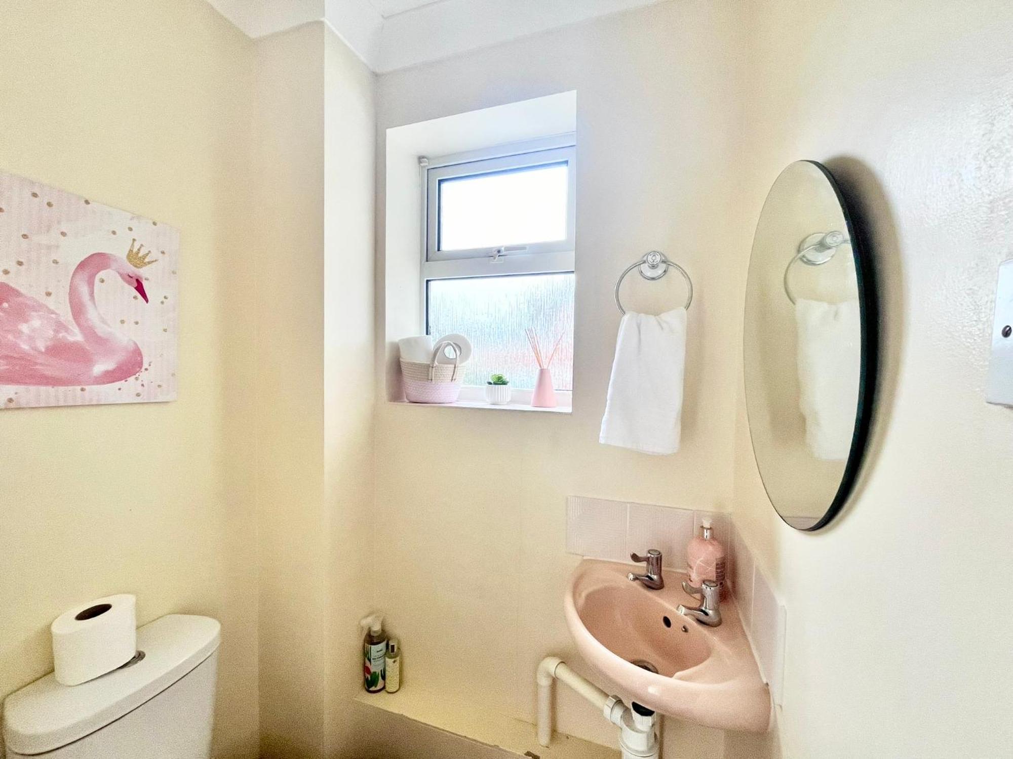 Lush House Close To Ashford Town Centre With Driveway Luaran gambar