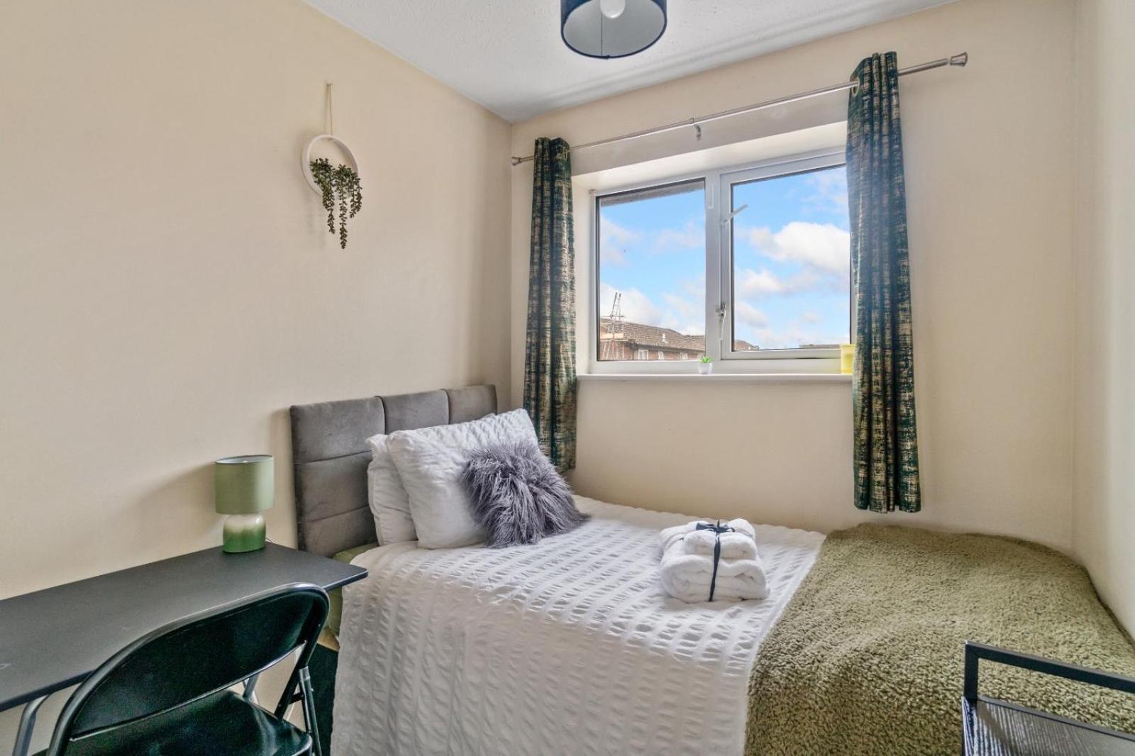 Lush House Close To Ashford Town Centre With Driveway Luaran gambar